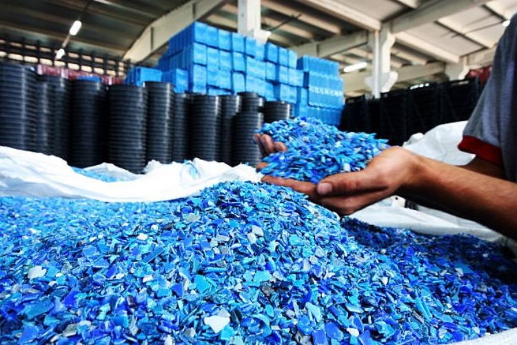 What Raw Materials Are Used in Compression Molding