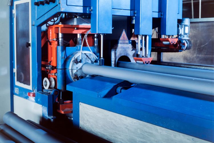 How to Choose the Right Plastic Manufacturing Process