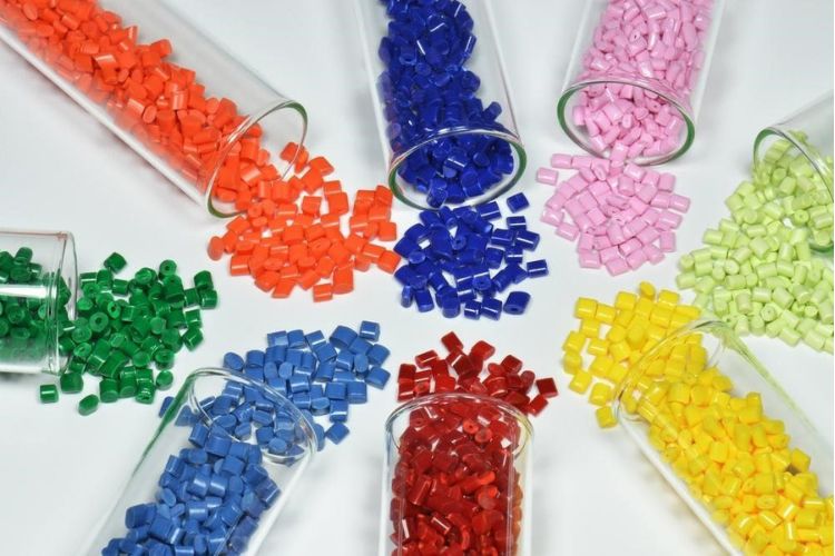 Differences Between Thermoset and Thermoplastic Polymers