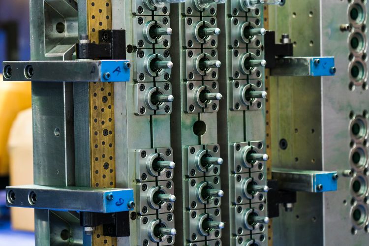 Benefits of Hot Runner Molds