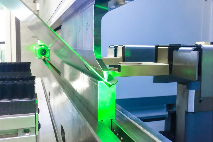 In-Store CNC Milling Companies V.S Online CNC Milling Companies