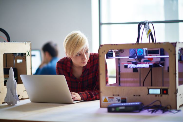 Injection Molding VS 3D Printing Key Differences