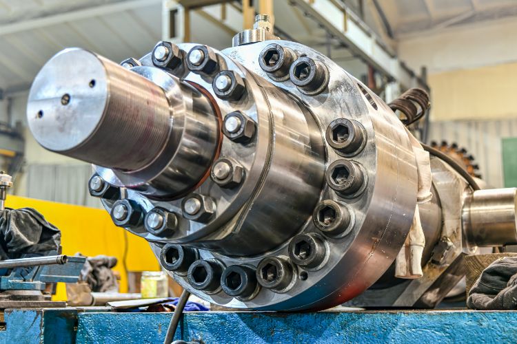 Hydraulic cylinder barrels