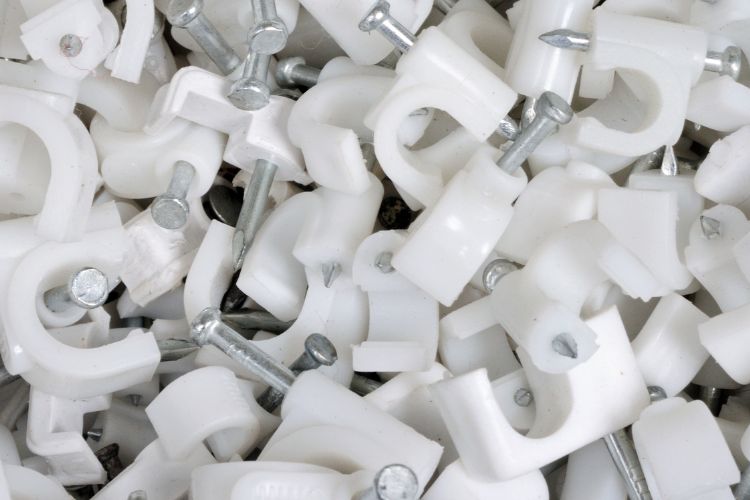 Wiring clips