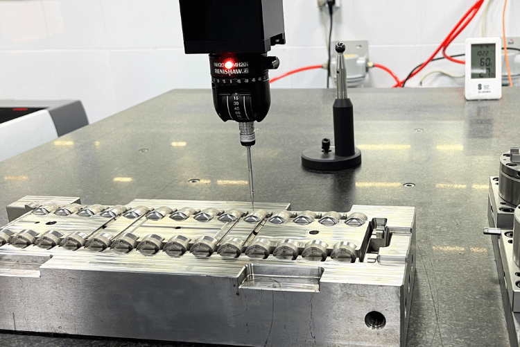 Quality Control-Mold-design-mold-manufacturer-Plastic-Injection-molding