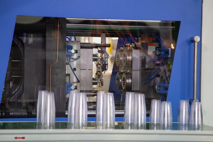 Family Molds: Cost Optimization through Integration