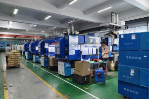plastic injection molding workshop