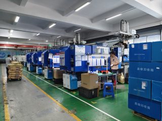 plastic injection molding workshop