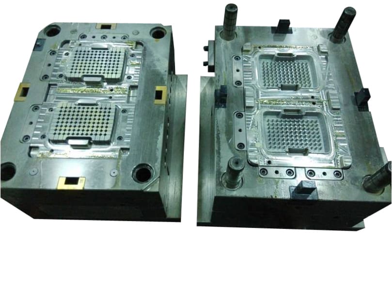 how to clean injection mold safely during preventive maintenance